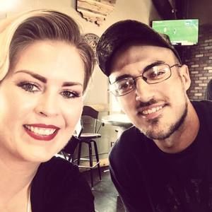 Meet your Posher, Denise